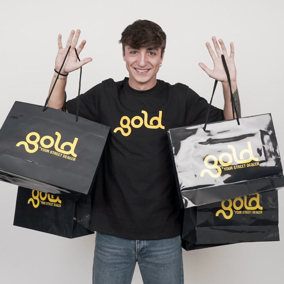 gold-your_street_dealer-T_Shirt-Logo_Grande-Nera-goldworld